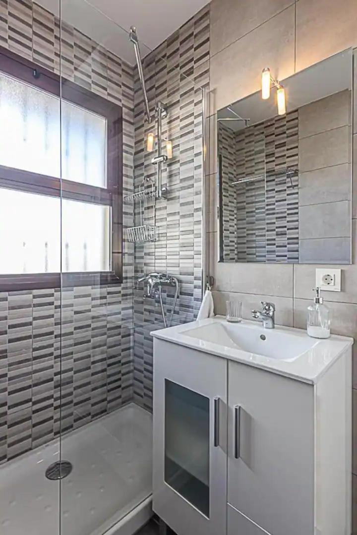 Encantador Apartamento En Primera Linea De Playa 贝纳尔马德纳 外观 照片